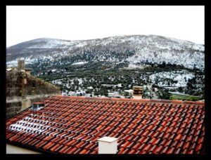 Veduta innevata da Cagnano (foto: Iolanda A. M. Carbonelli) Veduta innevata da Cagnano (foto: Iolanda A. M. Carbonelli)